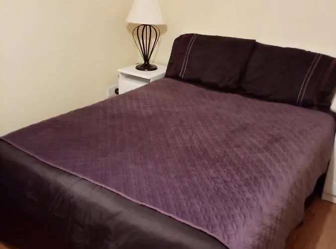 ホームステイ Gormley Cottain