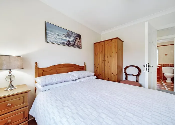 Gormley ホームステイ